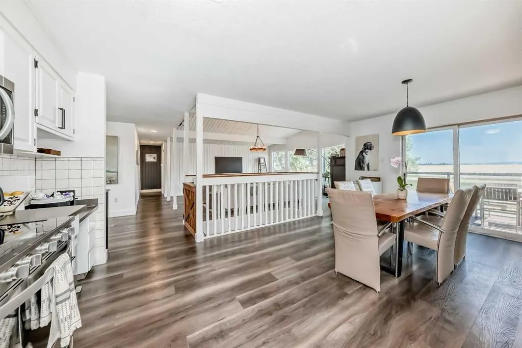 265048 Township Road 432