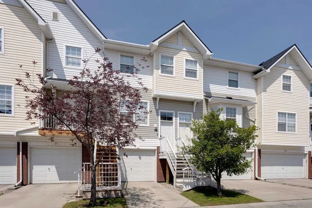 180 Prestwick Acres Lane SE
