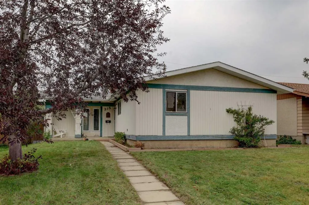 315 Manora Road NE