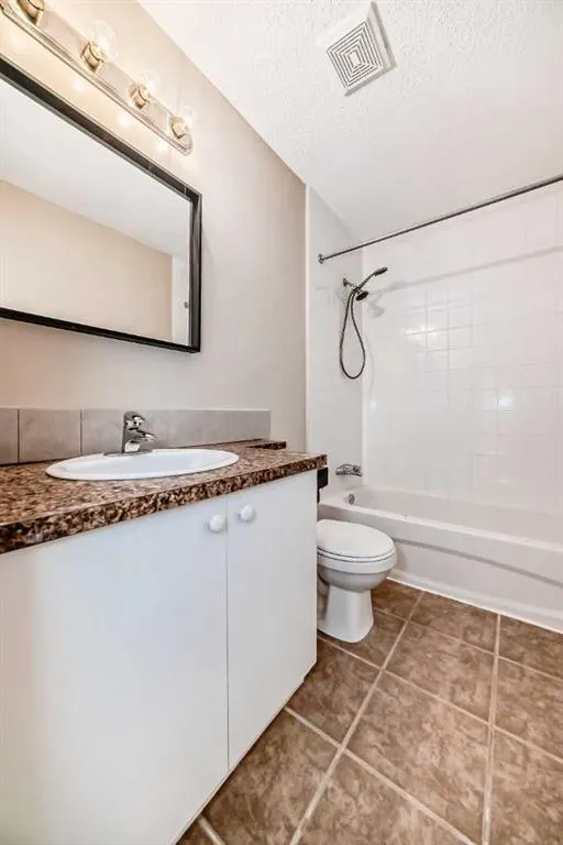 128 Castlebrook Rise
