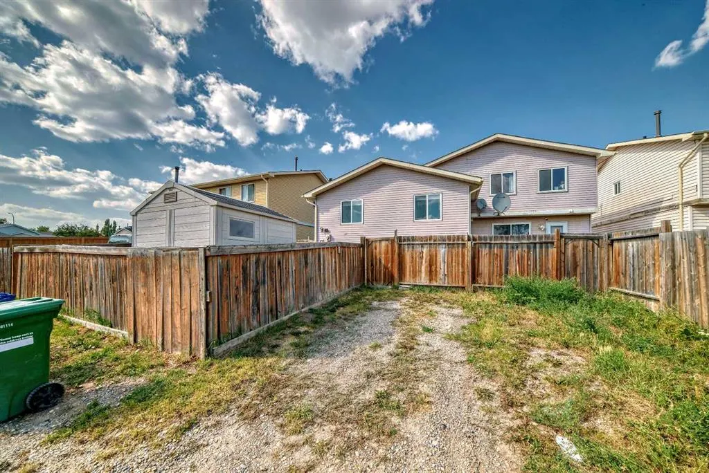 128 Castlebrook Rise