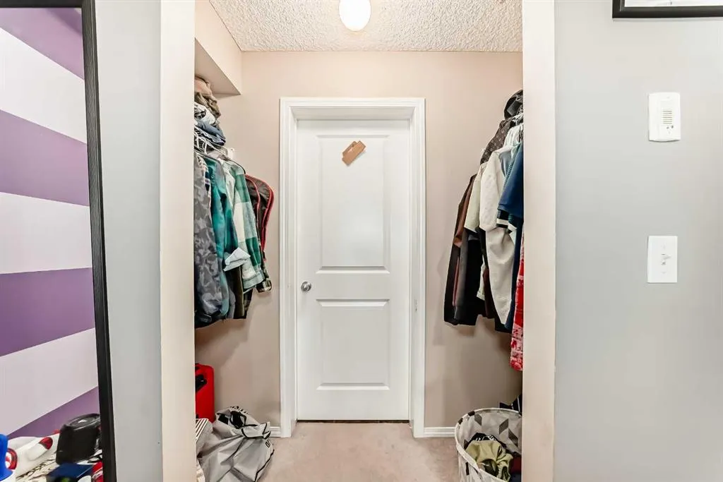 195 Kincora Glen Road NW, #111
