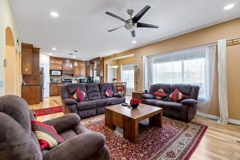 115 Kincora View NW