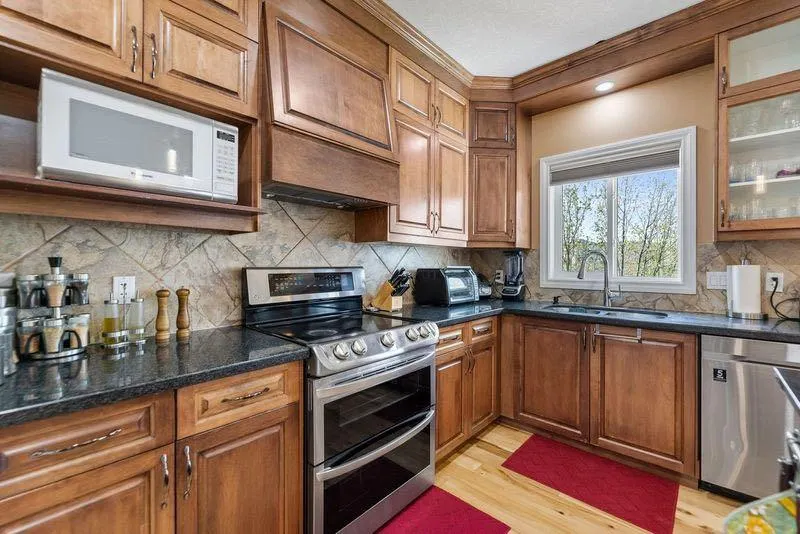 115 Kincora View NW