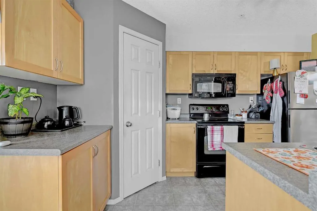 11220 104th Avenue, ##114