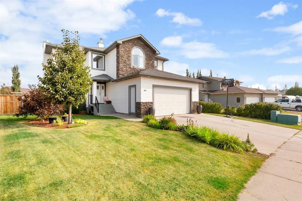 44 Sierra Road