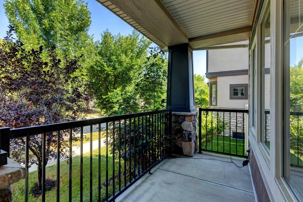 152 Mike Ralph Way SW