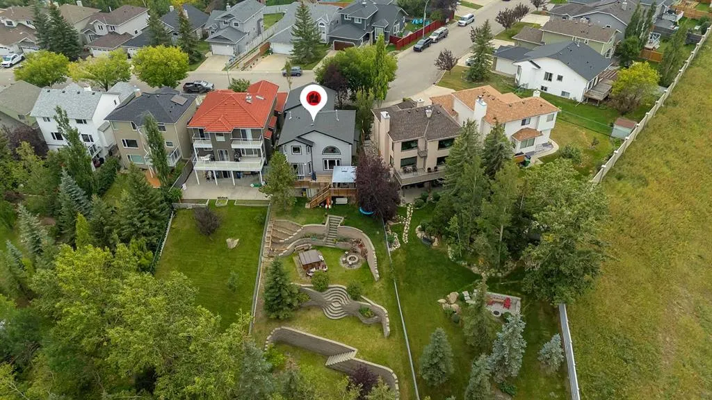 228 Macewan Park View NW