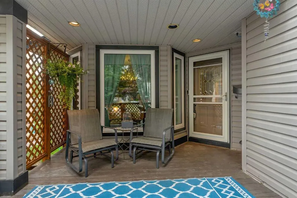 228 Macewan Park View NW