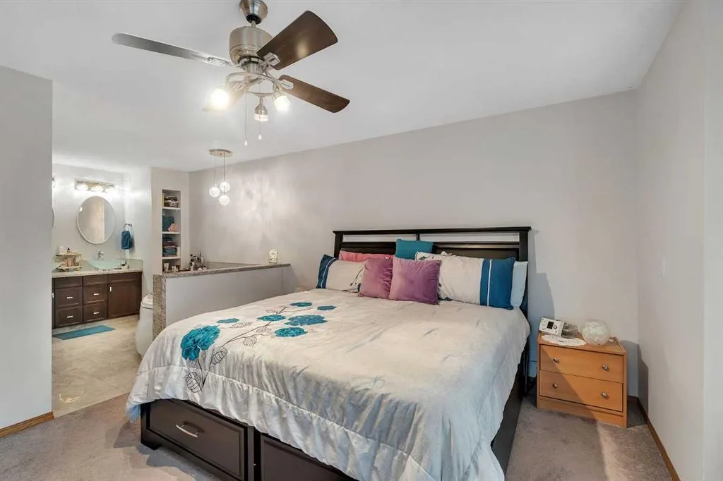 228 Macewan Park View NW