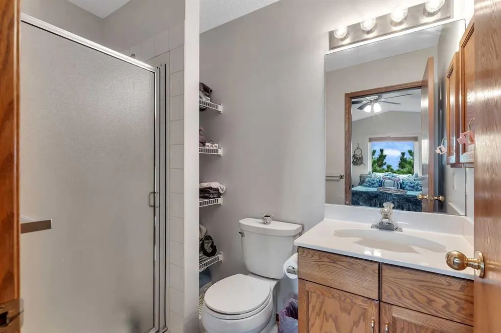 228 Macewan Park View NW