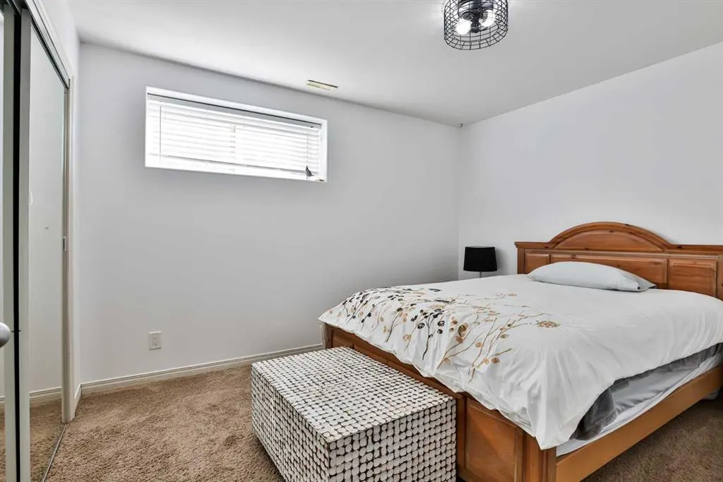 1950 Parkside Green Coaldale