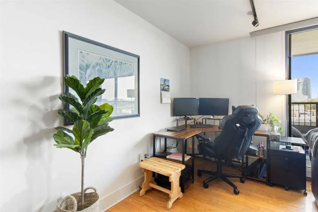 133 25 Avenue SW, #7B