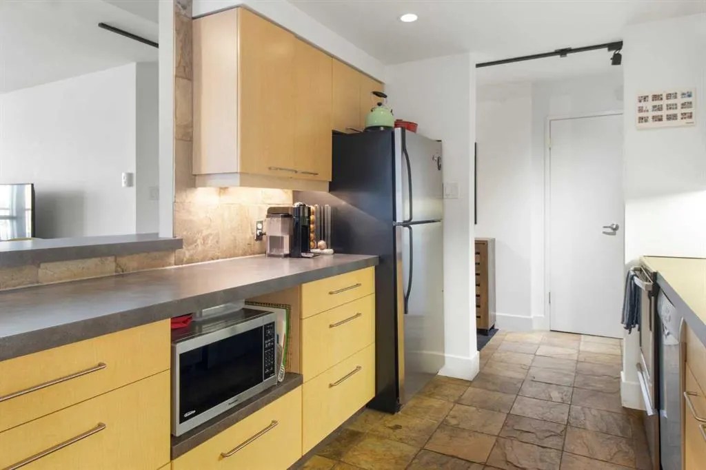 133 25 Avenue SW, #7B