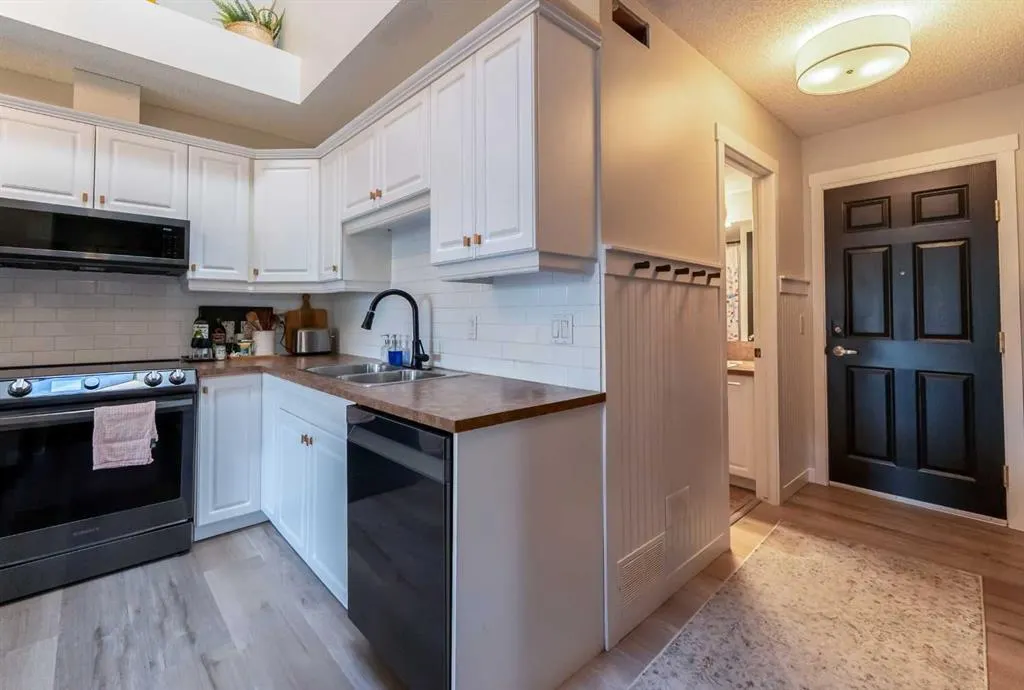 6148 Bowness Road NW, #303