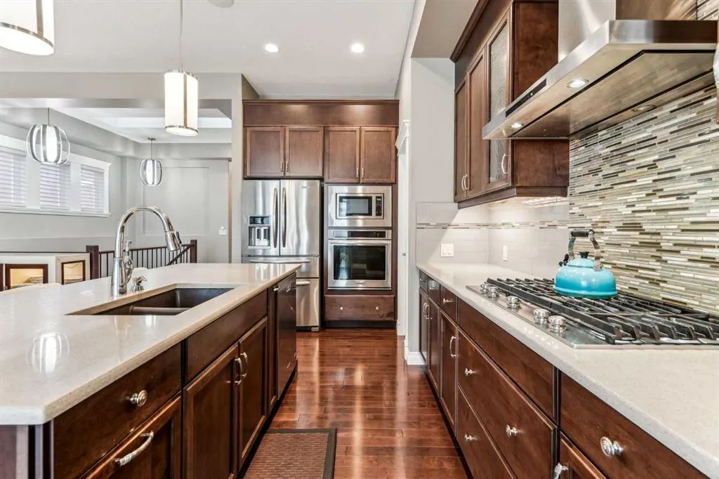 318 Mahogany Manor SE