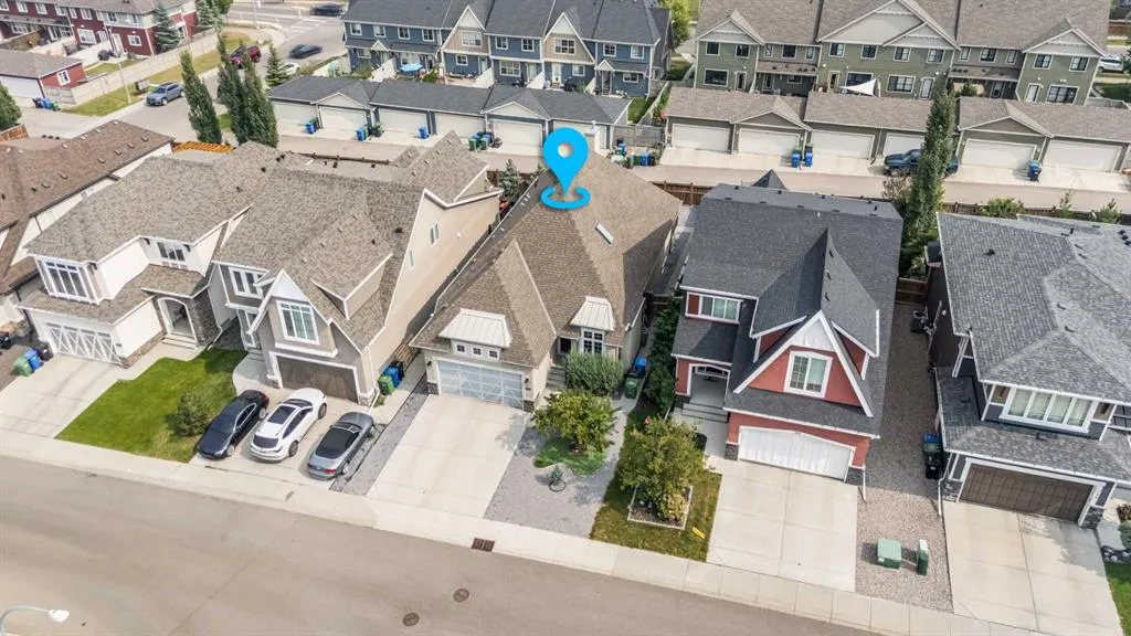 318 Mahogany Manor SE