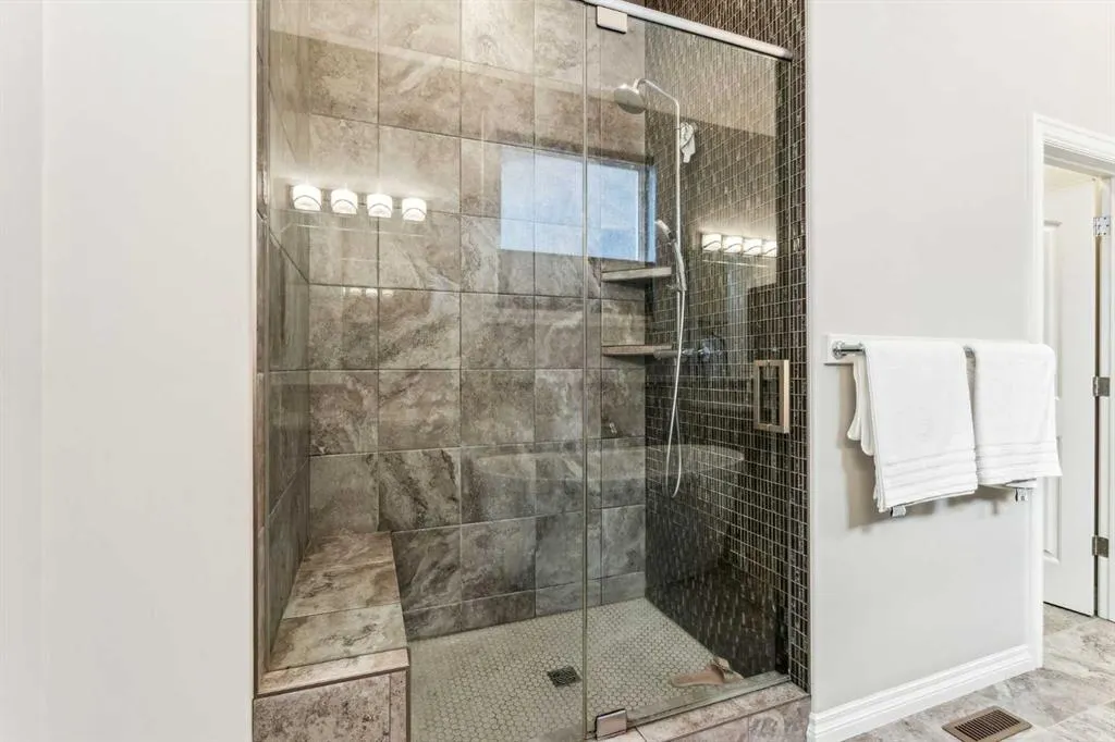 318 Mahogany Manor SE
