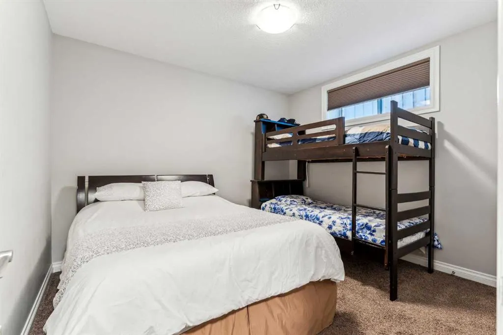 318 Mahogany Manor SE