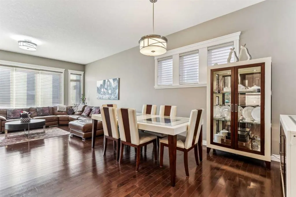 318 Mahogany Manor SE