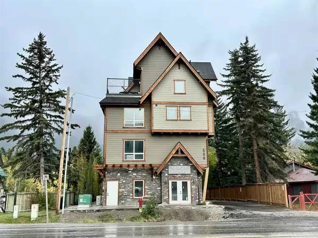 506 Bow Valley Trail, #4