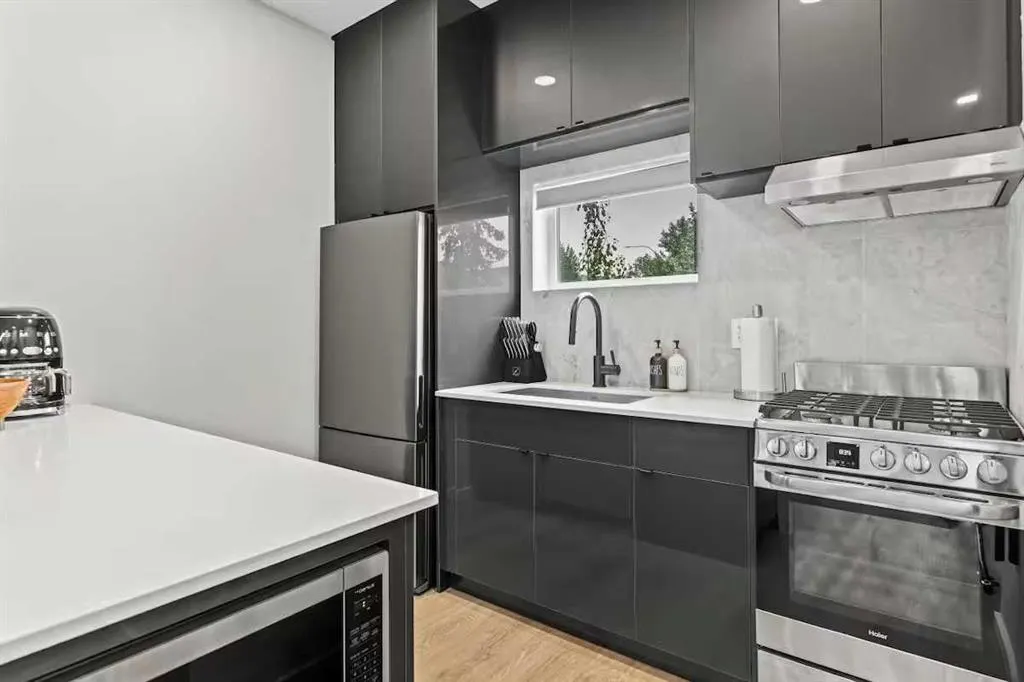 506 Bow Valley Trail, #4