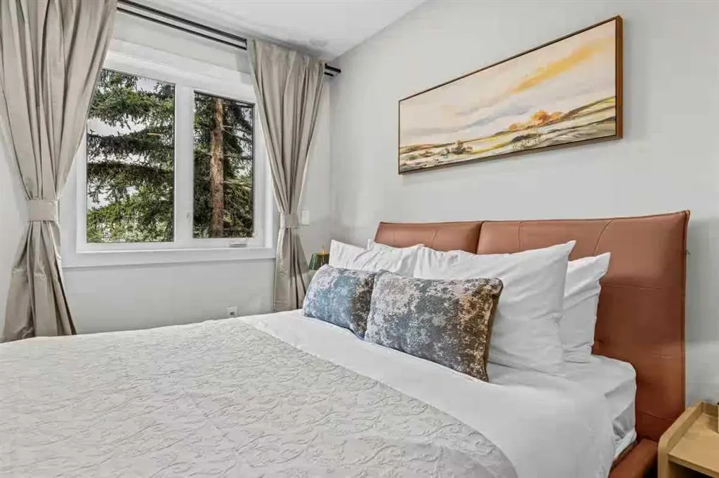 506 Bow Valley Trail, #4