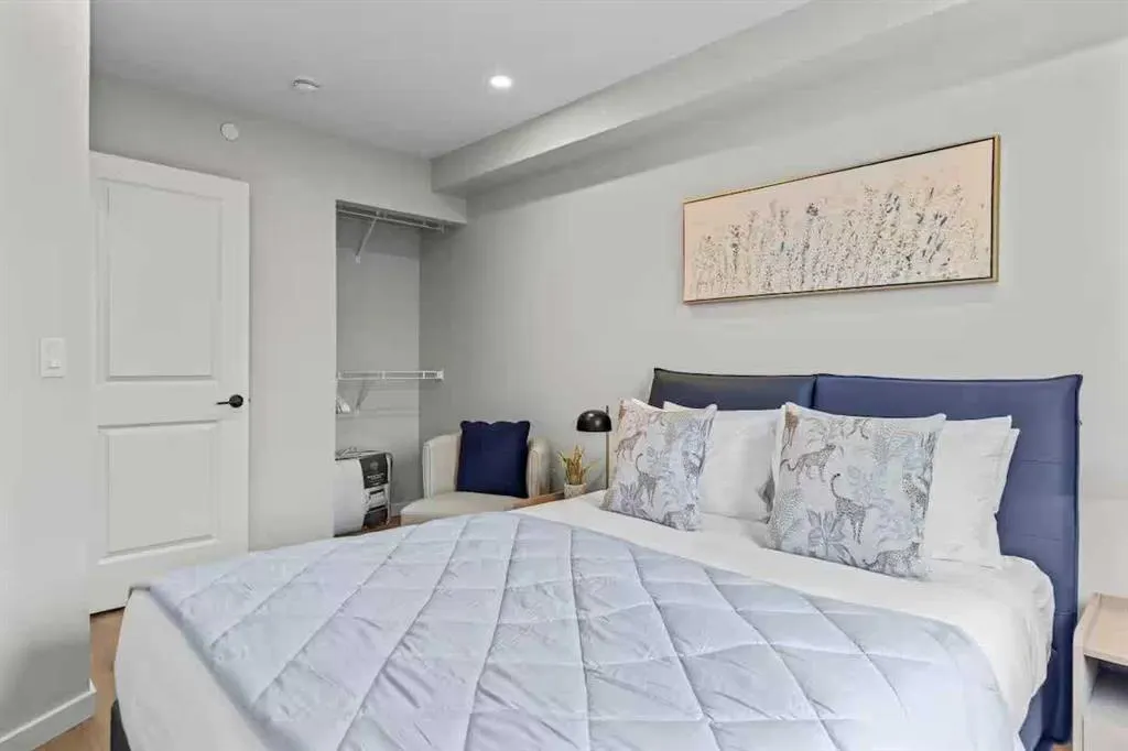 506 Bow Valley Trail, #4