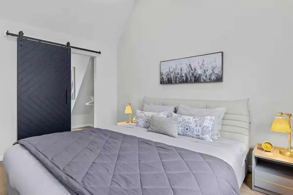 506 Bow Valley Trail, #4