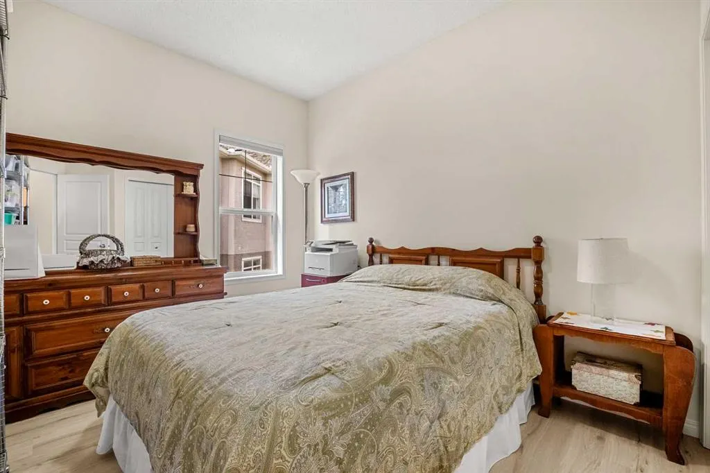 33 Parkridge View SE