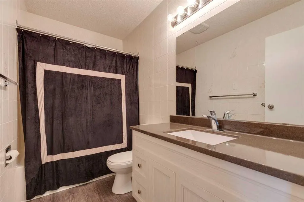 3015 51 Street SW, #5