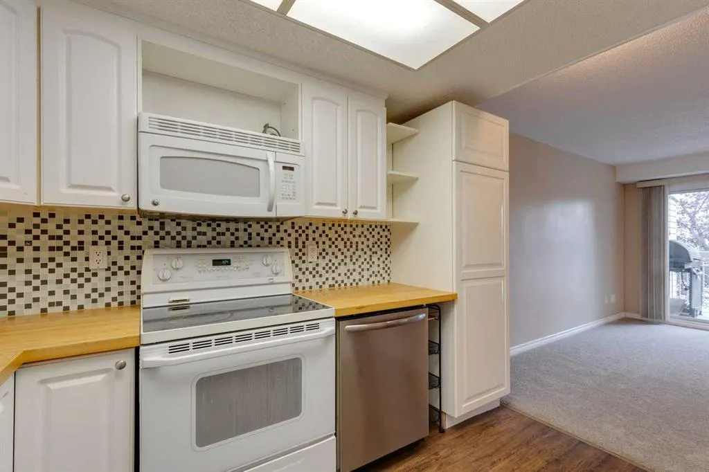 3015 51 Street SW, #5