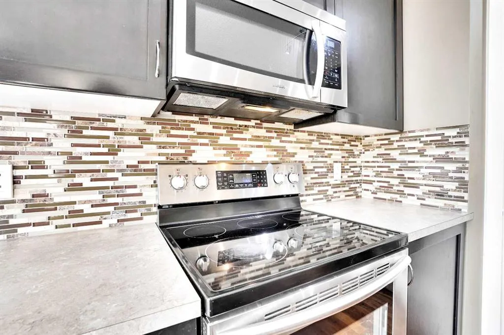 157 Rainbow Falls Boulevard