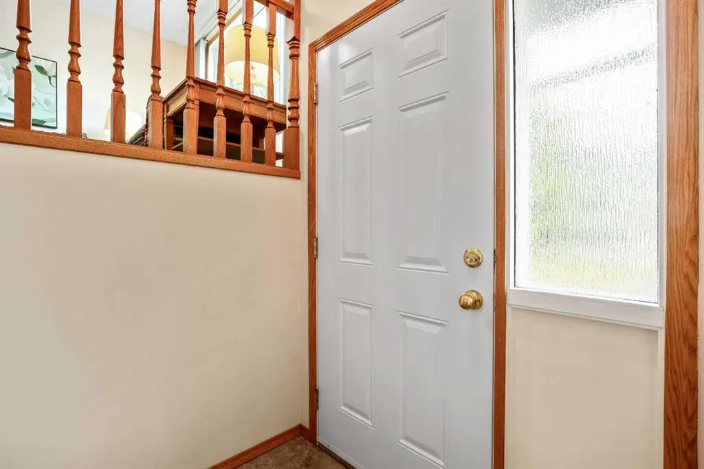 214 Fairway Drive NW