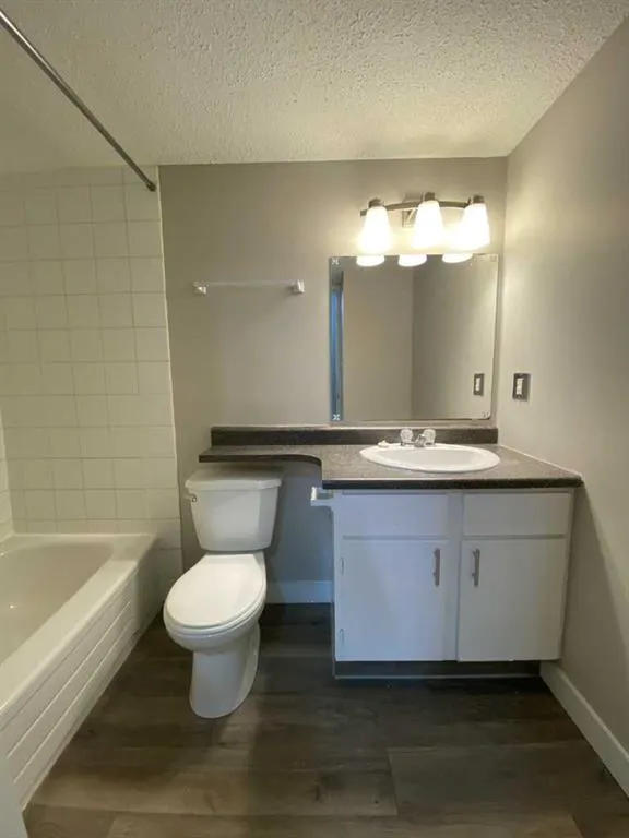 10028 105 Avenue, #12