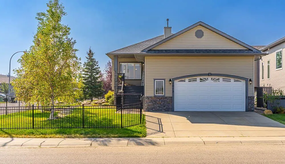 1015 Carriage Lane Drive