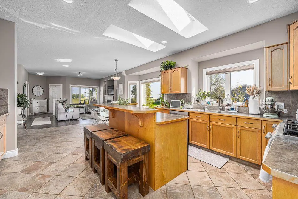 1015 Carriage Lane Drive