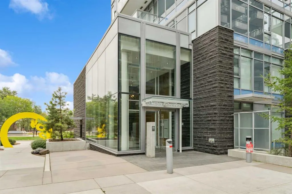 118 Waterfront Court SW, #607