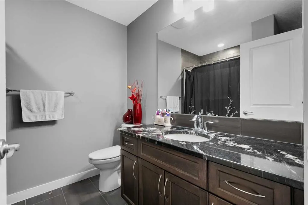 314 Evanston Way NW