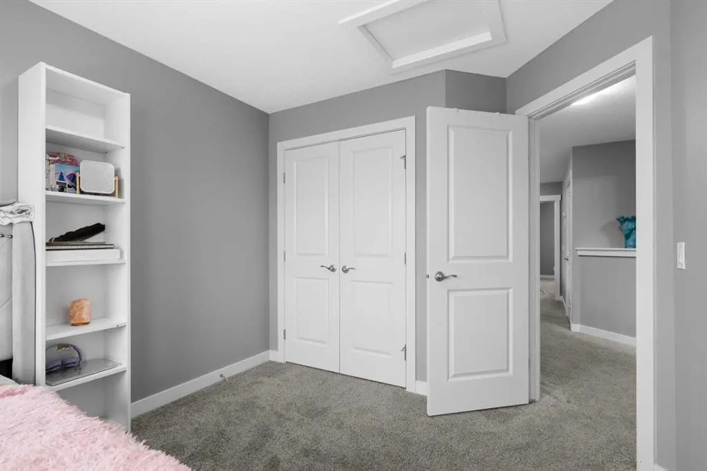314 Evanston Way NW