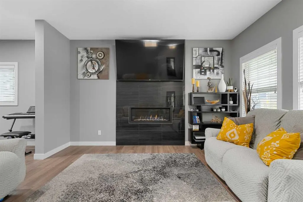 314 Evanston Way NW