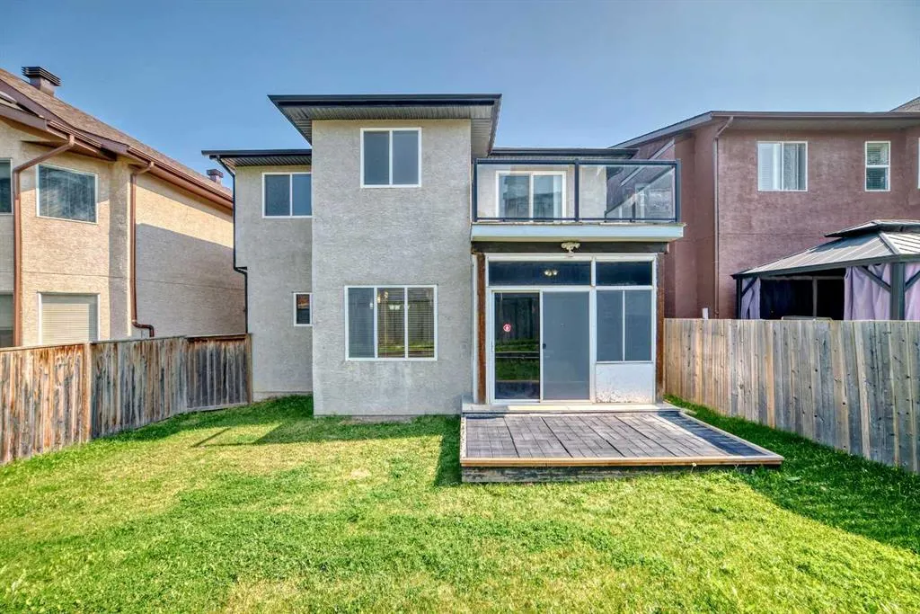 87 Sherwood Circle NW