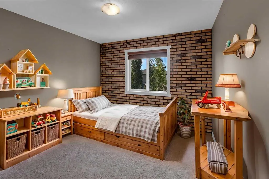 17 Luxstone Rise SW