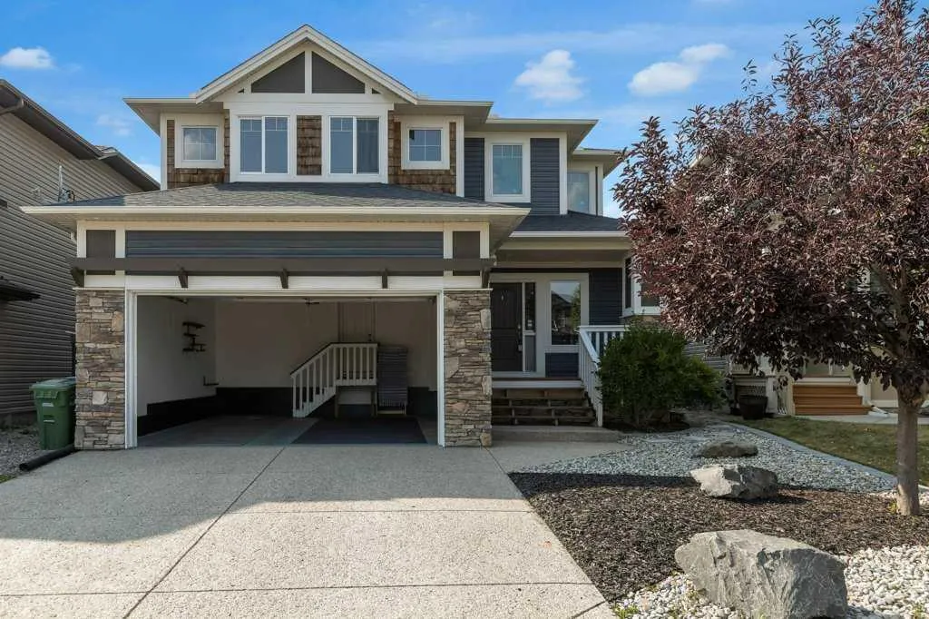 17 Luxstone Rise SW