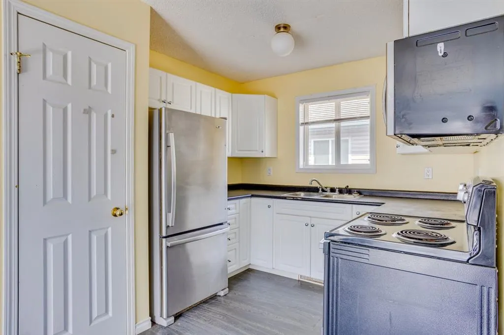 101 Paish Place, ##43