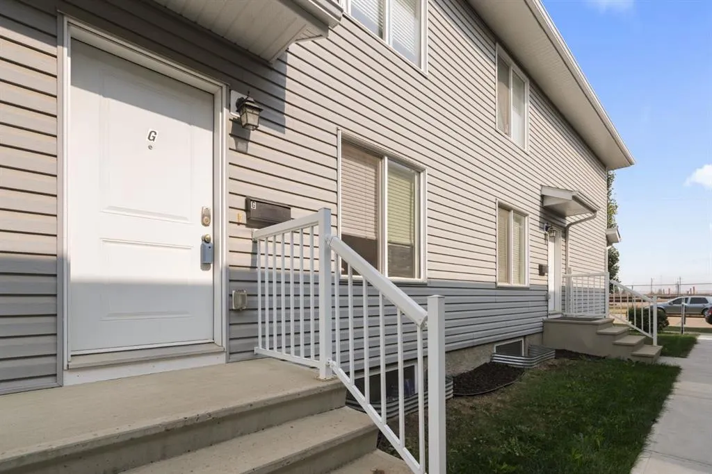 5220 41 Street, #G