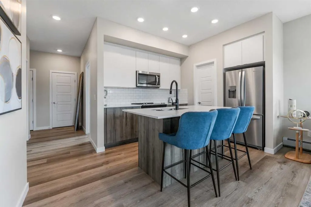 1605 17 Street SE, #302
