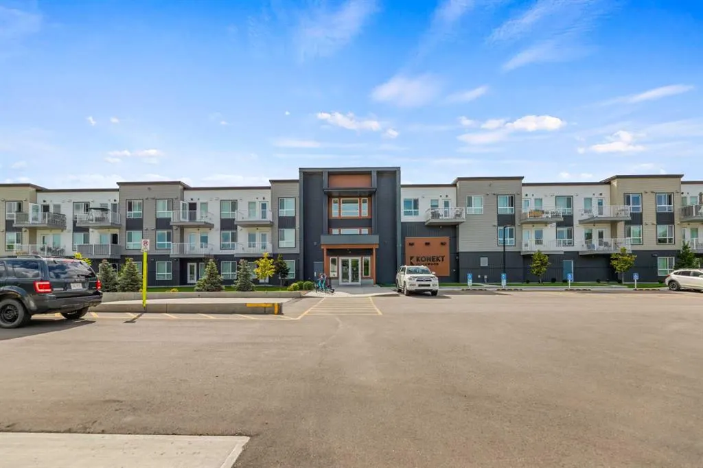 1605 17 Street SE, #302