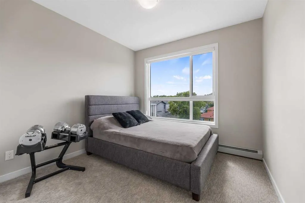 1605 17 Street SE, #302