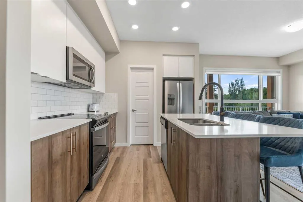 1605 17 Street SE, #302